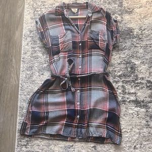 Francesca’s short sleeve plaid dress. Has a tie to accentuate the waist.